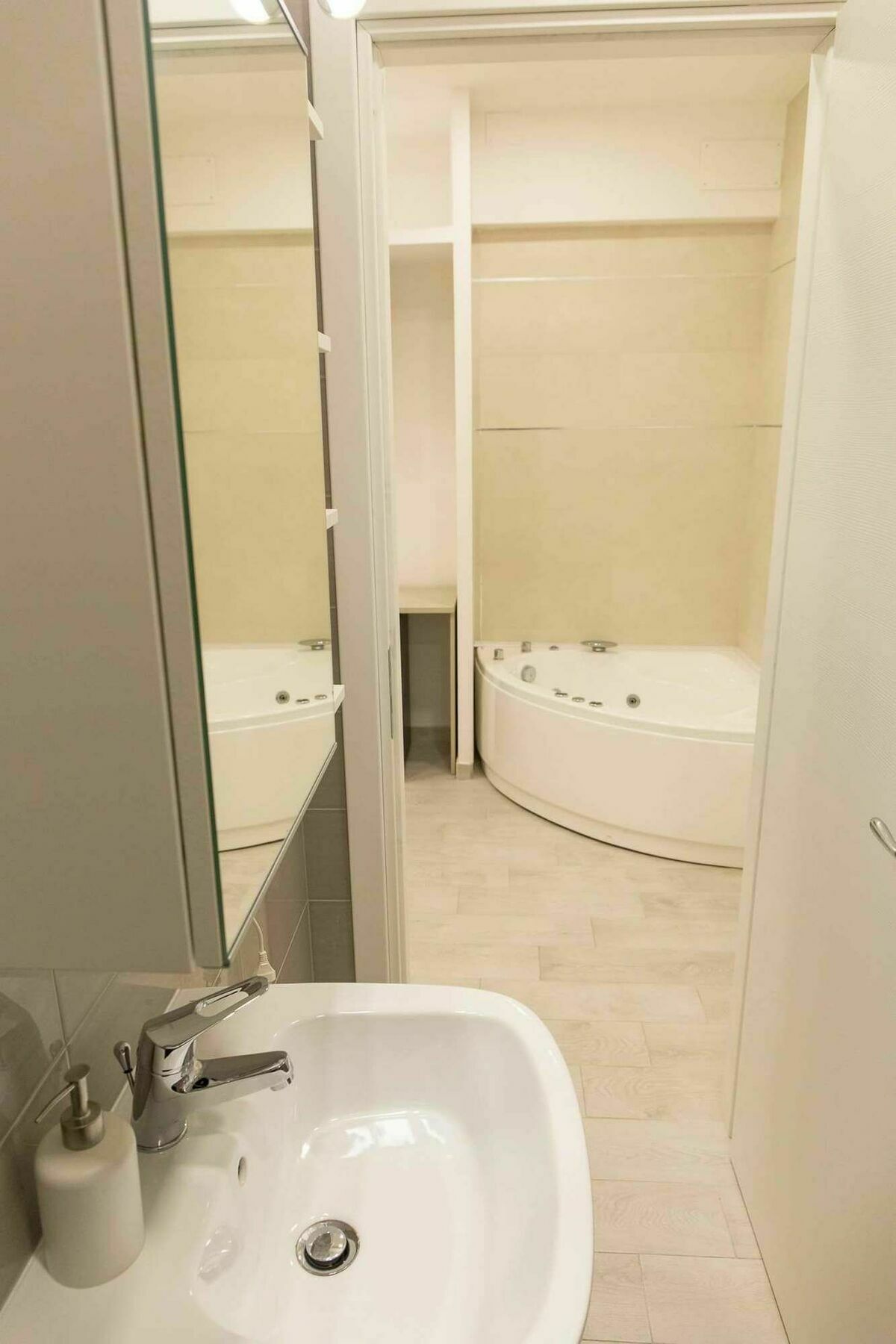 Metronia Guest House Rome Bagian luar foto