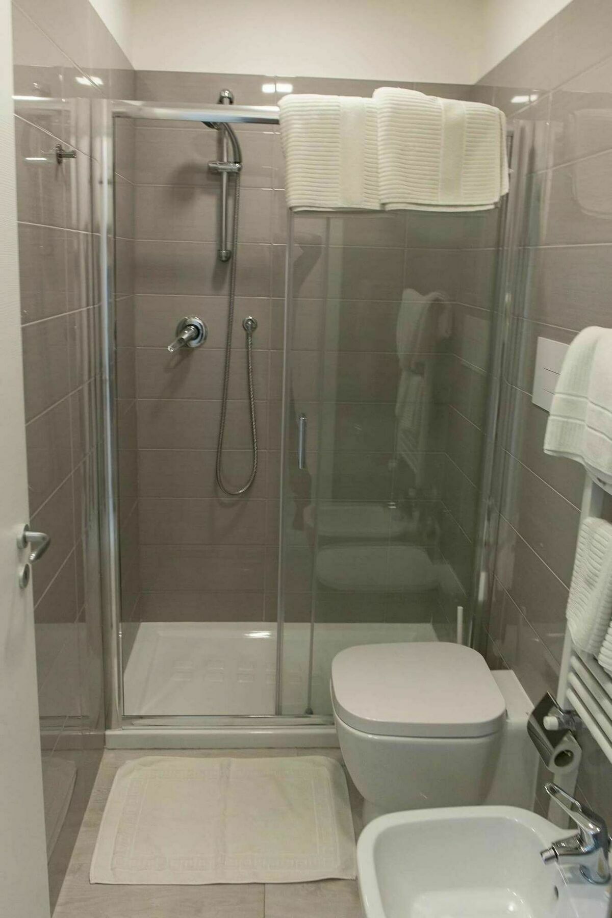 Metronia Guest House Rome Bagian luar foto